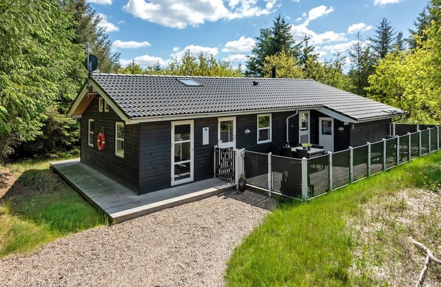 "Elena" - 800m to the inlet by Interhome