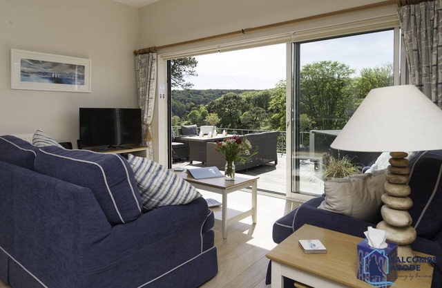 Elevated Coastal Escape | Breathtaking Views
