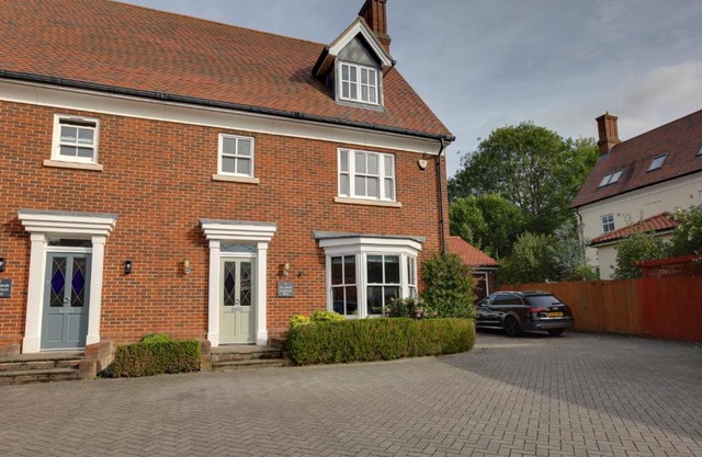 Elizabeth Townhouse Braintree