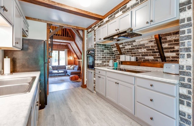 Elkhart A-Frame, Wooded Retreat near Road America