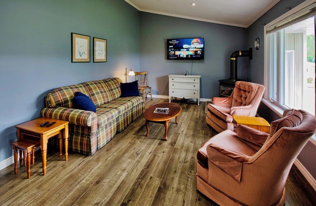 Elm Lodge- Plan Your Next Family Vacation Here!