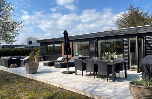 "Elma" - 350m from the sea by Interhome