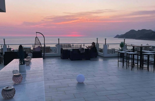 Elma Hotel