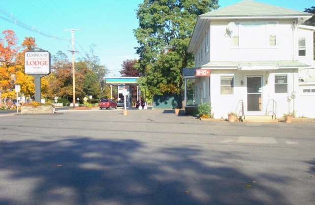 Elmwood Motor Lodge