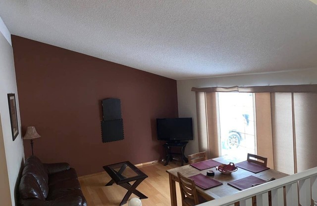 ELWOOD: 1 Bedroom Space T4