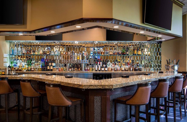 Embassy Suites by Hilton Dallas Love Field
