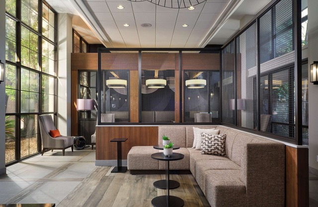 Embassy Suites by Hilton Tucson East