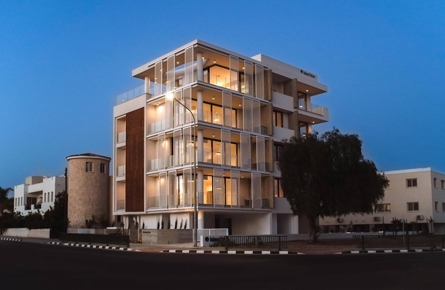 Emerald 301 2 BED - Two Bedroom Apartment, Sleeps 4
