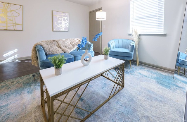 EMORY| 5 ★ LOCATION|♥FREE WIFI & 3 TVs♛2KING Beds♛