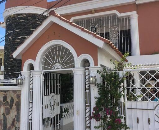 Encantadora casa en la ciudad!