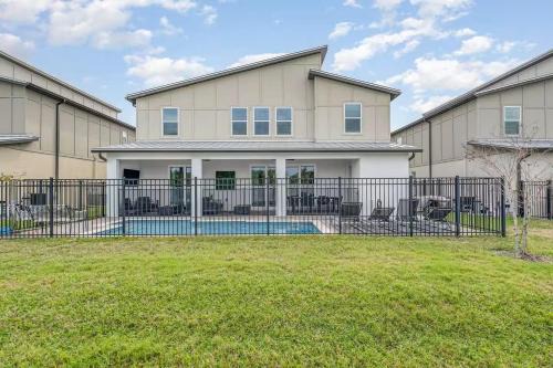 Endless Summer, 6 Bedrooms with Private Pool and Beach
