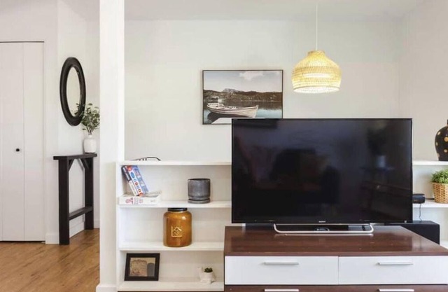 Enjoy a Stylish Experience at This Centrally Located Place