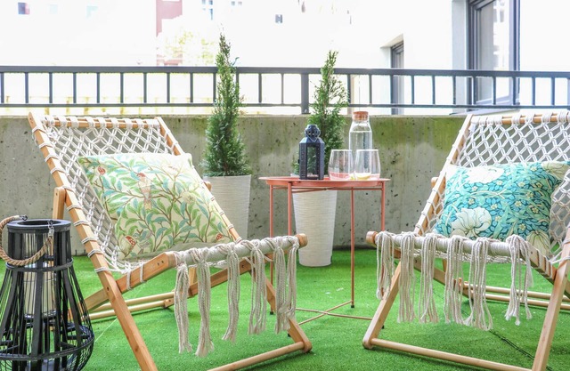 Enjoy a wonderful stay for two in this stylish holiday apartment in the heart of Szczecin.
