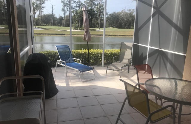 Enjoy Golf, Tennis, Swimming, Beach-sun and fun in lovely Sarasota