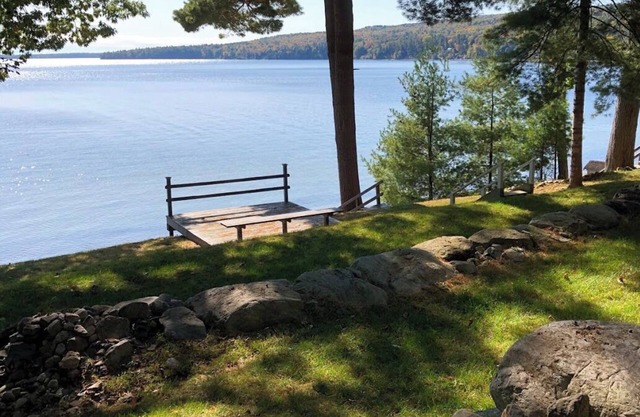 Enjoy Modern Amenities and Fun on the Water with Kayaks & Paddle Boat
