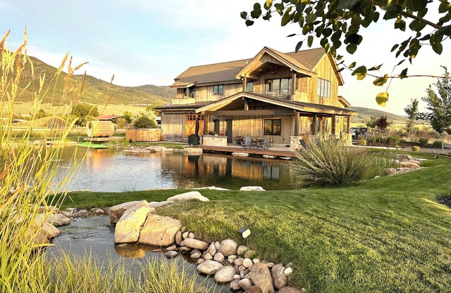 Enjoy the tranquility & serenity. Barnhouse at Twilight Moon Ranch.