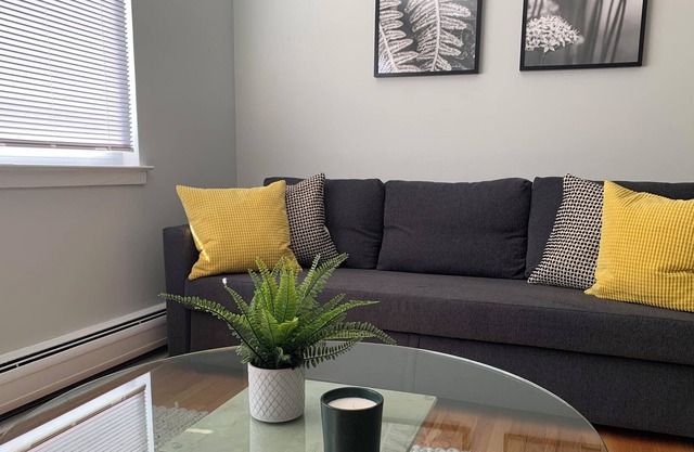 Enjoy this comfortable apartment in a quiet Chicago Northwest Suburb.