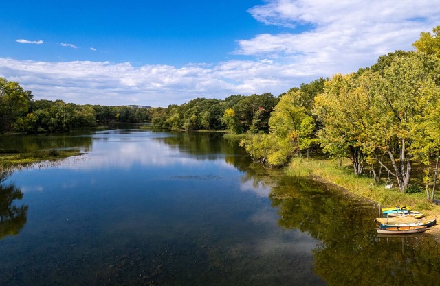 Enjoy your private lake home just outside the cities!