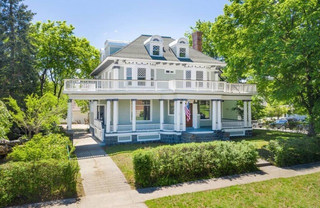 Entire 2nd and 3rd level of Spacious Historic Home