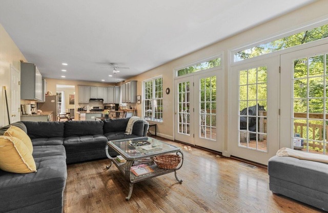 Entire 4-BR in Beloved DC Area Takoma Park