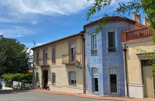 Entire Country House with Pool, Scenic Views & Orange Grove
