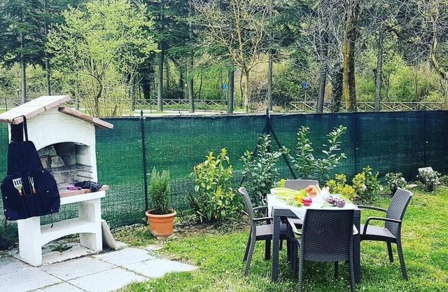 Entire detached house with garden