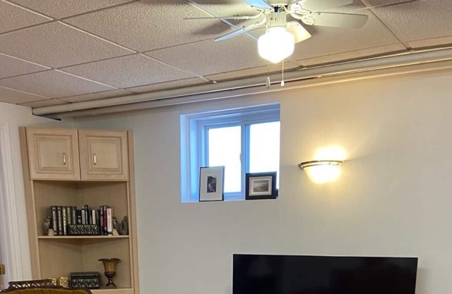 Entire Furnished Apartment Near to Crémazie Metro