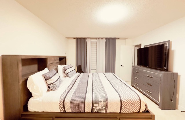 Entire Home in Southwest Edmonton