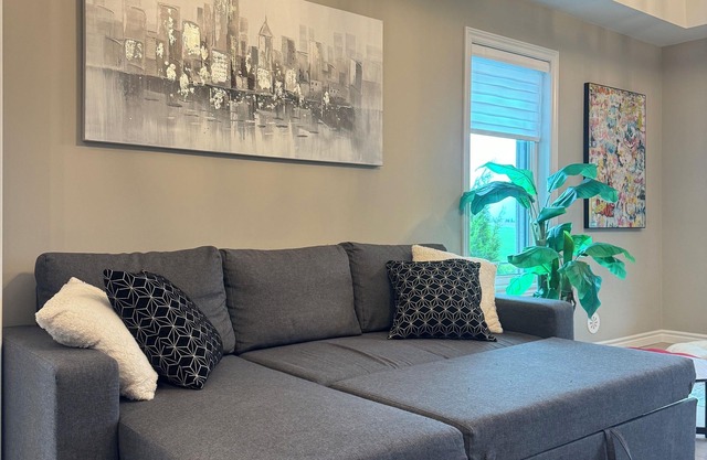 Entire Luxury Condo Townhouse