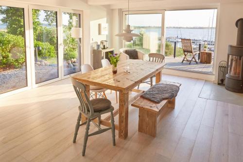Entspannt Urlauben am Wasser Ferienhaus "Schuppen 23" für bis zu vier Personen!