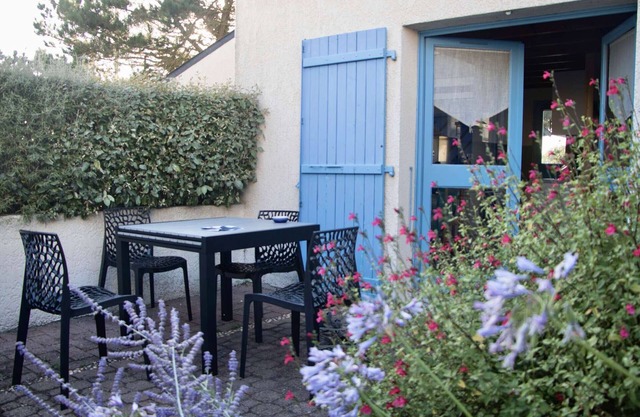 Erdeven, Cozy 3-room house with terrace and parking, near beach