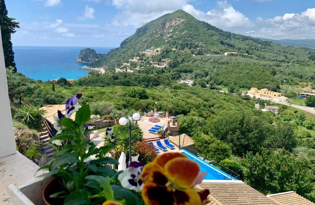 Ermones Diamond Villa