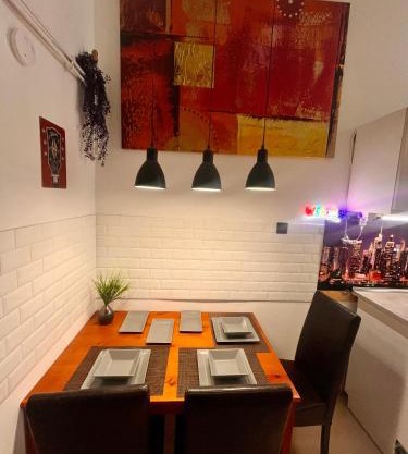 Ernesto 17 with FREE PARKING possibility