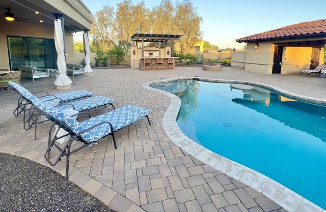 Escape at Desert Hills! Unwind, Relax & Refresh