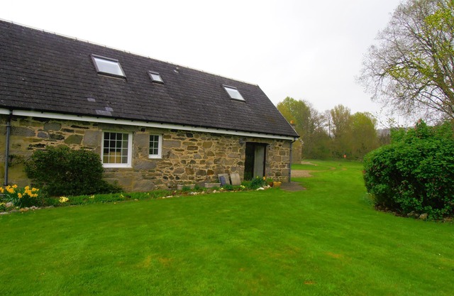 Escape to Rural Highlands Stunning Scenery, Sound of the Burn and wildlife