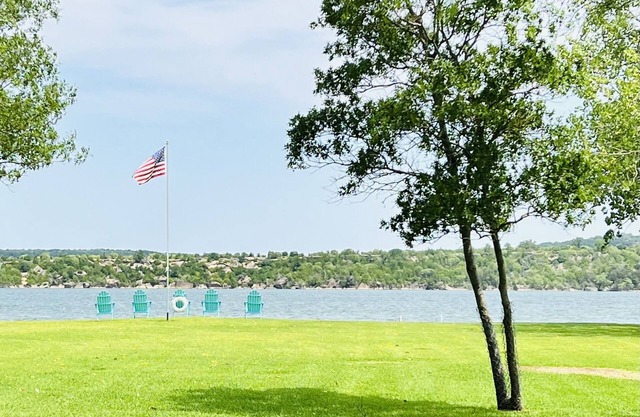 Escape to waterfront acreage at PK.