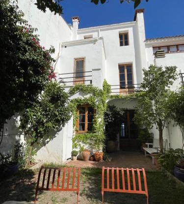 Espectacular casa indiana en primera línea de mar