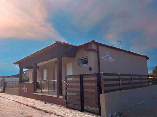 Esperas Apartments