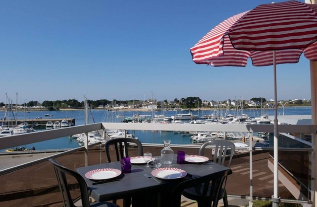 Étel: Duplex 3 Rooms 45m² - Pool - Pets Allowed