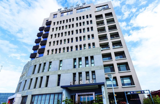 Euphoria Hotel