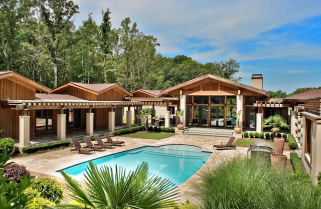 Event Space/Celebrity Home/ Near Athens and UGA/Private Lake/150 Acres