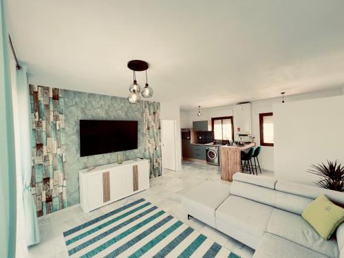 Evergreen Apartment