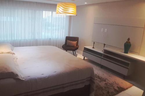 Excelente Apartamento Sofisticado na Praia do Futuro, Vista p/o Mar