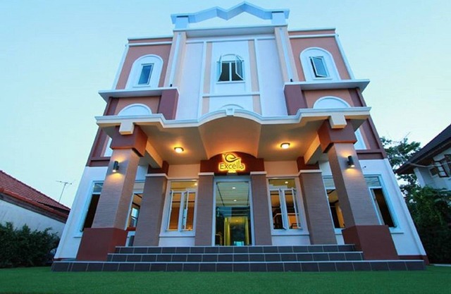 Excella Hotel
