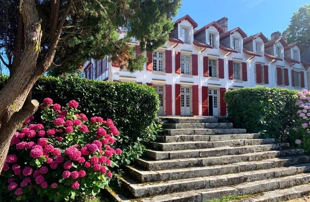 Exceptional property overlooking Saint Jean de Luz