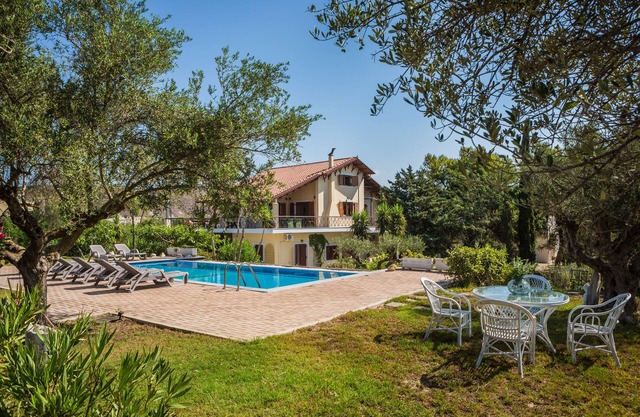Exceptional summer villa for 2 -12 guests, 600 meters above Xi Beach, Kefalonia