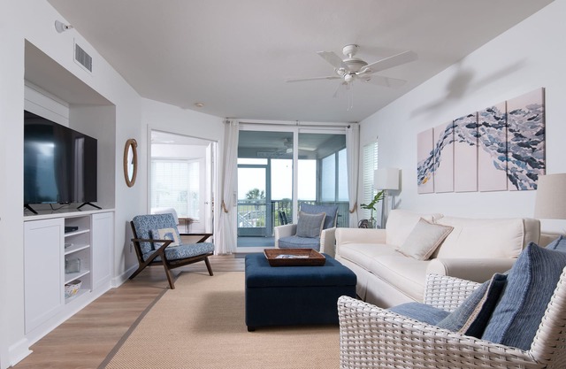 Exceptional villa waiting for you to be on a Gulf Shore Vacation! B3613A