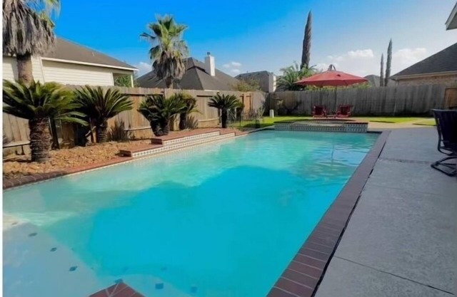 Exciting Family-Friendly Home With Pool Near IAH & Downtown Houston!