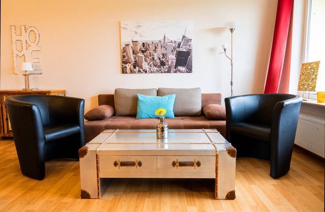 Exclusive big city apartment/near downtown Kassel + DOCUMENTA/Hercules view