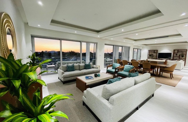 Exclusive One Marina Condo at Palm Cay, luxury amenities, 3 BR, large open space